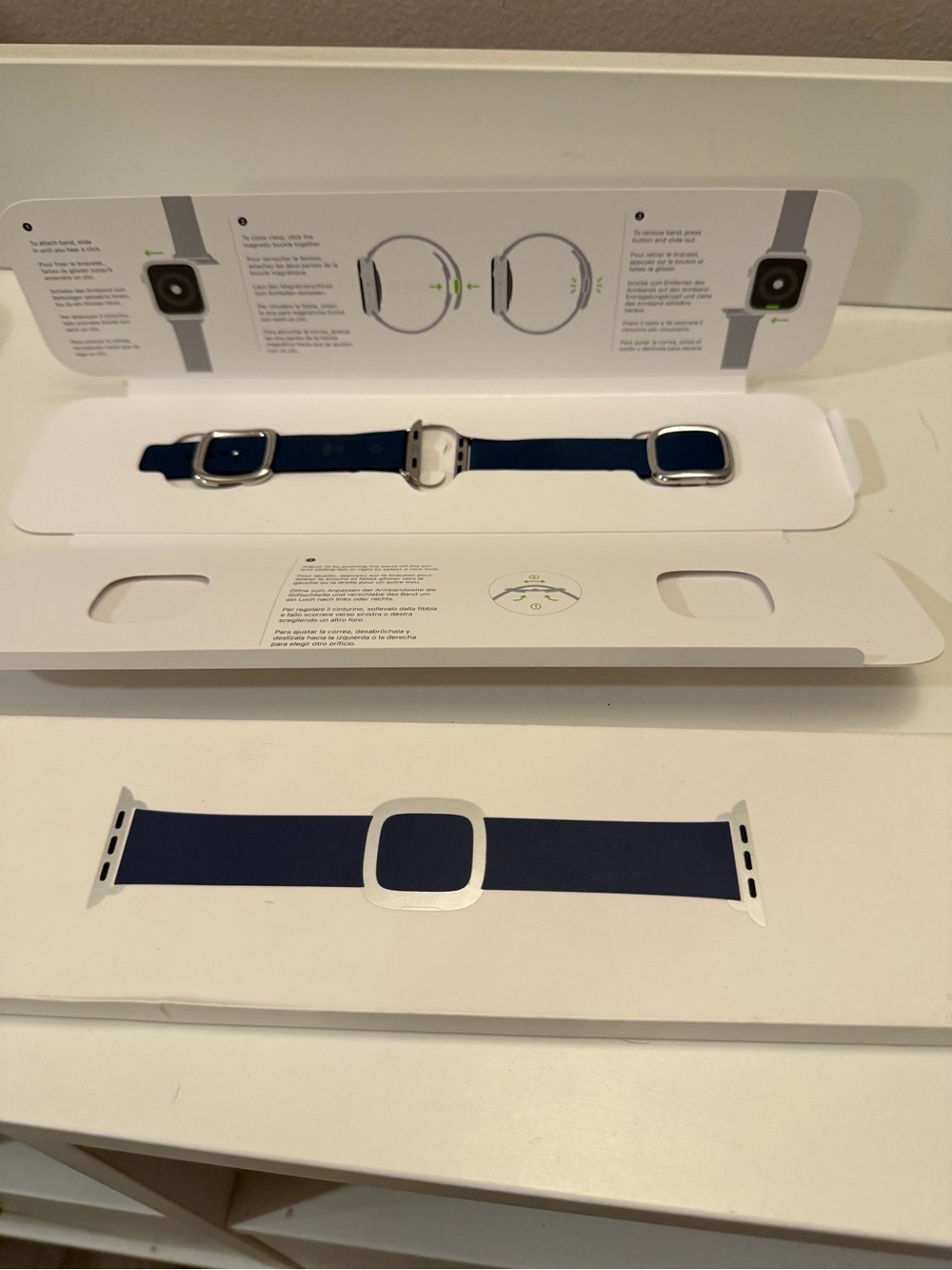 Apple Watch Deep Sea Blue Modern Buckle Leather Band Stainless Steel 40mm